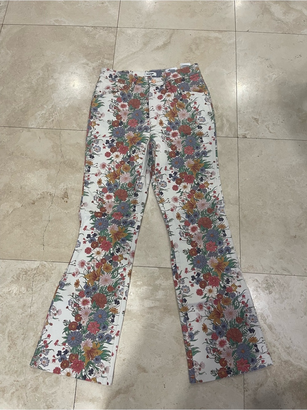 Wrangler Floral Print White Women's Jeans with Multi-Color Bloom